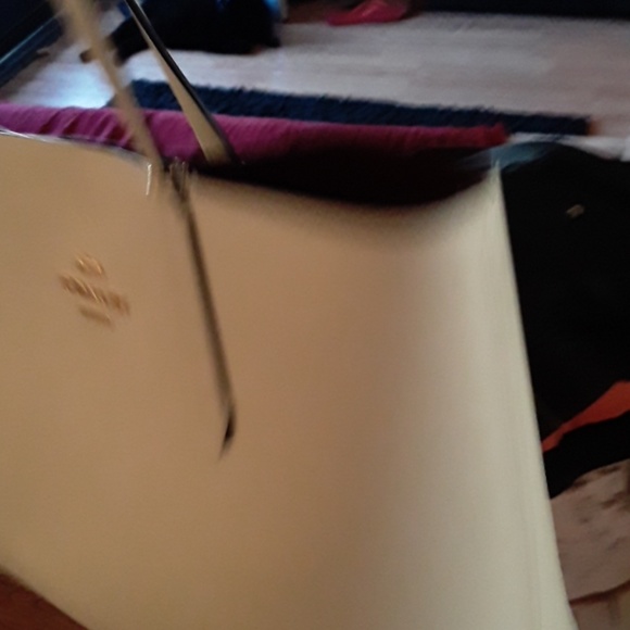 Coach perce - Picture 2 of 4